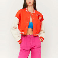 Veste de style universitaire pour femmes, personnalisée, tendance streetwear, avec broderie et rembourrage en coton, logo personnalisé de haute qualité, prix abordable
