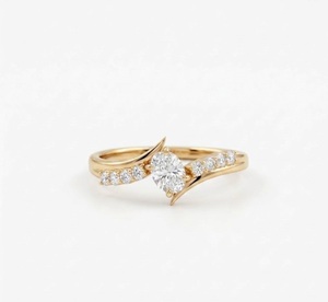 Bague de fiançailles moderne à bande incurvée, diamant ovale 0,65 carat, alliance de mariage unique torsadée pour femme en or rose 14 carats - Product Image 2