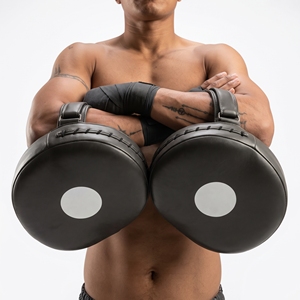 Cibles de frappe Dumela en cuir de vachette, équipement d'entraînement durable pour la pratique de la boxe - Product Image 1