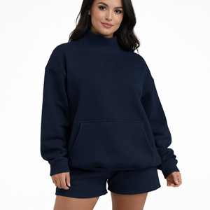 Ensemble sweat-shirt à col roulé en polaire vert olive pour femme, coupe ample décontractée, ensemble 2 pièces avec short, à porter en toutes saisons - Product Image 5