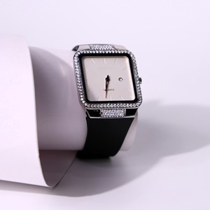 Reloj de Cuarzo Miyota con Esfera Cuadrada de 46 mm, Cristal, Correa de 20 mm con Pedrería, Visualización de Fecha, Estilo de Joyería de Moda Personalizable - Product Image 2