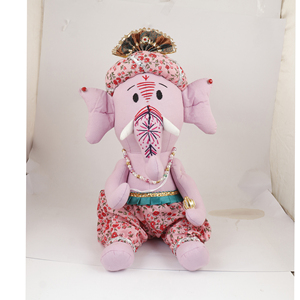 Peluche décorative rose Ganesha, poupée artisanale du Dieu Éléphant pour chambre d'enfant, cadeau de festival - Product Image 1