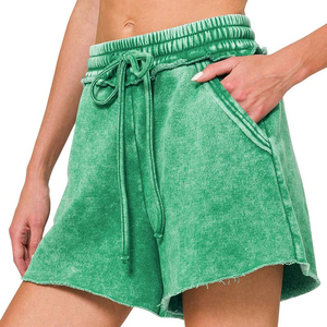 Shorts d'été décontractés pour femmes en molleton vert respirant et écologique, légers, à cordon de serrage, doux et confortables pour le quotidien - Product Image 3