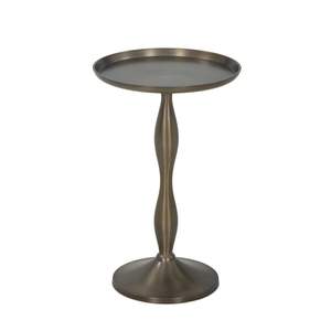 Table d'appoint élégante en métal minimaliste, conçue pour les maisons de luxe, offrant un rangement fonctionnel et un attrait sophistiqué. - Product Image 2