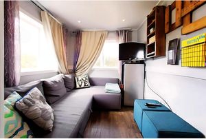 Tiny House Moderne Rose – 200 pieds carrés LIVRAISON GRATUITE À TOUT LE MONDE - Product Image 2