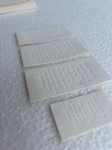Etiquetas de papel de algodón con relieve en seco personalizadas, etiquetas colgantes de lujo para recuerdos de boda, regalos y empaques - Product Image 5