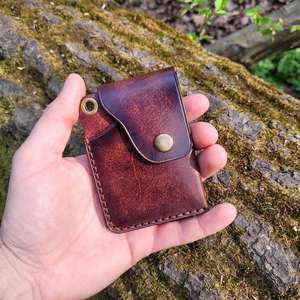 Cartera de Cuero Genuino Hecha a Mano con Logotipo Personalizado, Monedero Bifold Vintage para Hombre con Protección RFID, Venta al por Mayor - Product Image 2