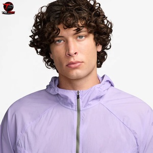 Conjunto de Pantalones Cortos y Chaqueta Deportiva de Dos Piezas con Capucha y Estampado Animal para Hombre, Chaqueta Cortavientos de Nailon y Poliéster Ligero, Logotipo Personalizado OEM - Product Image 3