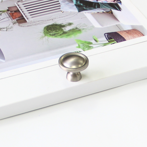 Perilla Redonda de Aleación de Zinc Directo de Fábrica para Gabinetes de Cocina, Muebles de Baño, Comedor y Mesitas de Noche, Estilo Minimalista Moderno - Product Image 4