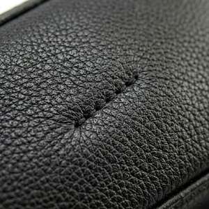 กระเป๋าเครื่องสำอางหนังสีดำ Royal Leather Works พร้อมซิปปิดและกล่องของขวัญ - Product Image 5