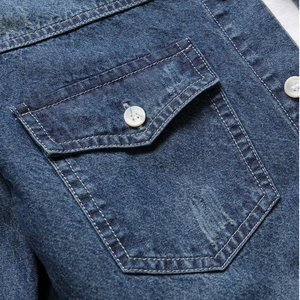 Camisa de mezclilla unisex personalizada de manga larga para exteriores, lavado oscuro, de algodón, con botones, corte regular, transpirable, con bolsillos de solapa en el pecho, de secado rápido. - Product Image 6