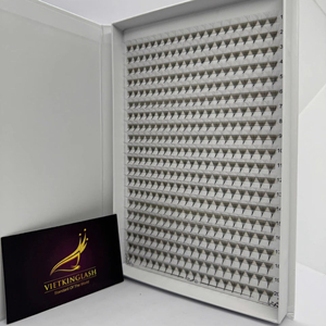 Pestañas Premade OEM 12D XL Hechas a Mano, Naturales, de Largo y Voluminoso Alcance, Base Puntiaguda Personalizada de PBT, Pestañas Sueltas Premade VIETKINGLASH - Product Image 1