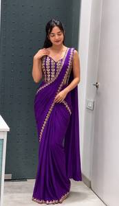 Sari de crepé de seda con bordado y encaje dorado, listo para usar, con blusa de crepé de seda completamente cosida, listo para llevar. - Product Image 2