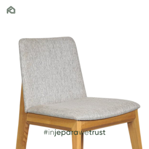 Chaise convertible en bois de Sungkai massif, artisanale et haut de gamme, design personnalisé pour appartement, hôtel, salon, fabriquée en Indonésie - Product Image 4