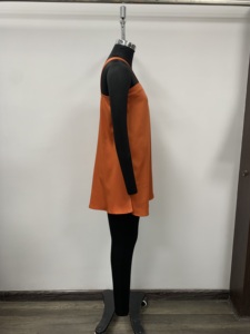 Minivestido de Gasa Naranja con Escote Cruzado y Mangas Largas, Corte Holgado, Estilo Casual para Uso Diario - Product Image 2