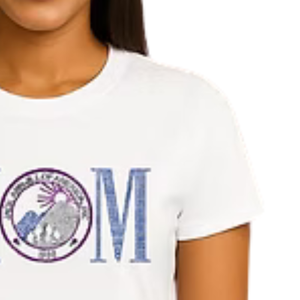 เสื้อยืดโลโก้ MOM สีขาวสำหรับผู้หญิง สวมใส่สบายๆ ทุกวัน สไตล์สตรีทแวร์ แฟชั่นลำลอง เสื้อผ้าแฟชั่นชั้นนำ - Product Image 3