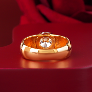 Bague solitaire pour homme en diamant de laboratoire 2,05 carats, or jaune massif 14 carats, VVS-VS DEF, alliance à sertissage griffe, matériau or blanc - Product Image 4