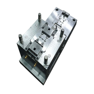 Molde de inyección de plástico personalizado para piezas de plástico de precisión - inserciones intercambiables - Product Image 5