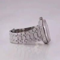 Montre Hip Hop Luxe pour Homme avec Mouvement Quartz, Diamants Moissanite Entièrement Sertis, Boîtier en Acier Inoxydable, Résistance à l'Eau 10 Bar