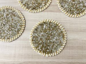 Posavasos y Manteles Redondos Bohemios Hechos a Mano con Cuentas, Diseño de Perlas Blancas y Doradas, 3mm de Grosor, de Poliéster y Algodón - Product Image 3