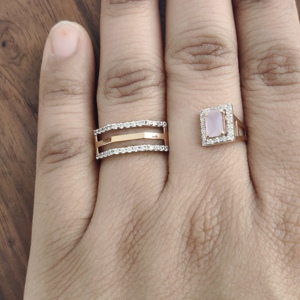 แหวนเพชรทองคำขาว 18K รุ่น Namivaa ดีไซน์ Infinity สำหรับผู้หญิง สไตล์มินิมอล ประดับเพชรแบบ Pave สวยงามหรูหรา เหมาะสำหรับใส่ทุกวัน เป็นของขวัญ  ผิวขัดเงาอย่างดี - Product Image 5