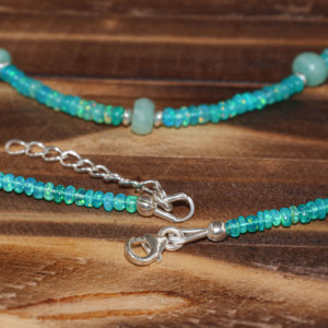 Collier élégant fait main en pierres précieuses avec perles de turquoise et pendentif opale turquoise et opale - Product Image 3