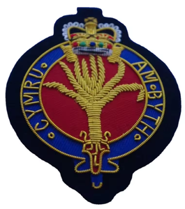 Parche Bordado de Lujo con Estrella de Oro para Coser, Resistente al Agua, Efecto 3D en Relieve, Calidad Premium - Product Image 4