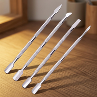 Kit de manucure et pédicure professionnel en acier inoxydable, avec pousse-cuticules carré double extrémité et outil à cuticules plates, réutilisable et écologique