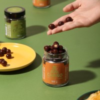 OEM ISO-gecertificeerde hoogwaardige zoete vaste fruit-ananas chocoladeballetjes, groothandel gezonde snacks voor bruiloftsgeschenken