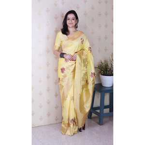 Sari de Seda Suave Amarillo Claro Elite Weaves con Tejido Kamdhenu y Zari, Sari de Fiesta Tejido, 650g - Product Image 1