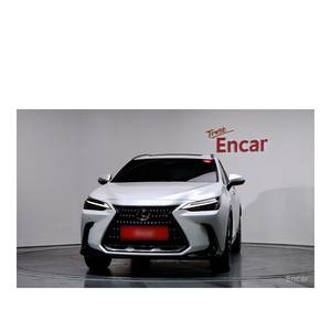 Lexus NX Premium 2024 con Cámara Trasera, Asientos de Cuero, Volante a la Izquierda - 38,868 km - Product Image 3