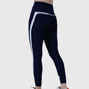Leggings pour femmes de haute qualité, tricotés, taille mi-haute, légers, service OEM du Pakistan, avec des caractéristiques de séchage rapide et écologiques - Product Image 4