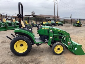 Tractor Compacto de Servicio Pesado 2026 2032R Z221637 de Alto Rendimiento, Suministro al por Mayor - Product Image 6