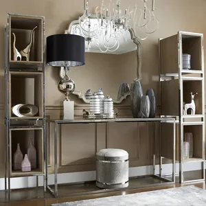 Sculpture décorative moderne en fer, accent de luxe pour la décoration intérieure, idéale pour les collections de salons design et la mise en valeur des intérieurs. - Product Image 3