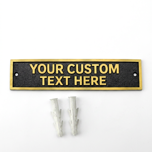 Placa Decorativa de Latón Personalizada Premium para Puerta Principal, Letrero Creativo con Nombre para Entrada de Casa - Product Image 1