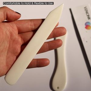 Plioir artisanal en os de buffle naturel poli, outil de pliage de papier pour la reliure, le travail du cuir, l'origami et le pliage du papier - Product Image 6