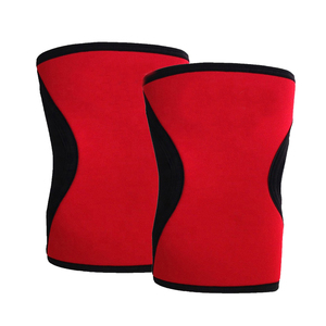 Manchon de coude en néoprène de haute qualité, léger, pour la protection et le soutien des coudes lors de la musculation et des activités physiques. - Product Image 4