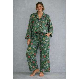 Ensemble de pyjama en coton imprimé pour femmes, doux, confortable, respirant, vêtements de nuit, vêtements décontractés, vêtements de maison, élégant, deux pièces - Product Image 1