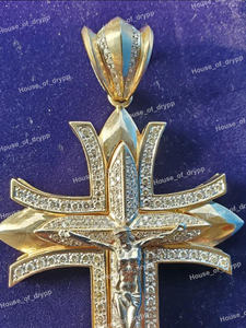 Collier pendentif en forme de croix de Jésus avec diamants, bijou religieux glacé, cadeau pour homme et femme - Product Image 3