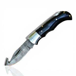 Couteau tactique pliant à lame bevelée en acier Damas pour le camping, la chasse, la randonnée, la pêche, les activités intérieures et extérieures - Product Image 1