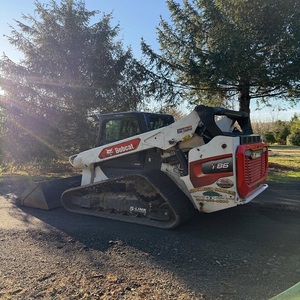 รถตักขนาดเล็ก Bobcat T86 ที่ทนทาน สร้างขึ้นเพื่อความแข็งแกร่ง ประสิทธิภาพ และการใช้งานอเนกประสงค์ในงานก่อสร้างและการเกษตร - Product Image 4