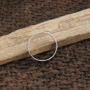 แหวนเงินแท้ 925 ประดับพลอยแบบมินิมอล ดีไซน์ลายจุด สำหรับผู้หญิง แหวนแต่งงานแบบซ้อนได้ ราคาโรงงานขายส่ง - Product Image 3