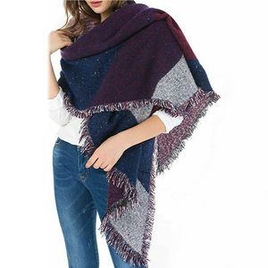 Sciarpa Invernale Morbida e Calda in Maglia per Donne - 190x65 cm - Product Image 1