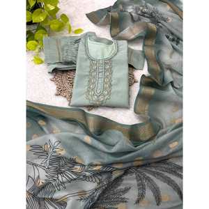 กางเกงผ้าไหมสวมใส่ทำงานด้วยมือสำหรับชาวโรมันที่ทันสมัยพร้อมสีเขียวน้ำทะเล dupatta - Product Image 1