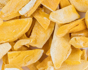 Tranches de mangue FD premium, croustillantes, fruits lyophilisés, emballées sous vide, collation tropicale, approvisionnement en vrac du Vietnam, exportation - Product Image 1
