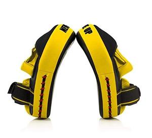 นวมชกมวย Fairtex รุ่นล่าสุด หนังแท้ สีเหลืองและดำ แบบสั่งทำพิเศษ พร้อมที่ครอบนิ้วสำหรับคิกบ็อกซิ่ง Fairtex Focus Mitt - Product Image 4