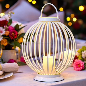 Lanterne d'ouragan élégante en métal blanc avec porte-bougie unique pour une décoration intérieure/extérieure élégante, idéale pour les événements et la maison - Product Image 4