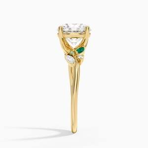 แหวนเพชรประดับมรกตเพาะเลี้ยงในห้องปฏิบัติการ ทองคำบริสุทธิ์ 18K เครื่องประดับอัญมณีคุณภาพสูง แหวนแต่งงานมรกต - Product Image 4