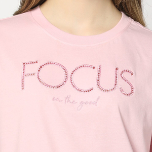 T-shirt court à manches courtes en coton doux avec broderie unique, t-shirts pour femmes brodés sur mesure, coton 200 GSM - Product Image 5