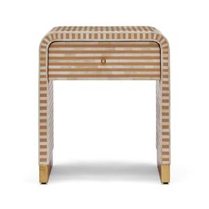 Meubles de chambre à coucher modernes et luxueux, comprenant une table de chevet Capiz à rayures noires et blanches et un rangement décoratif à un seul tiroir. - Product Image 6
